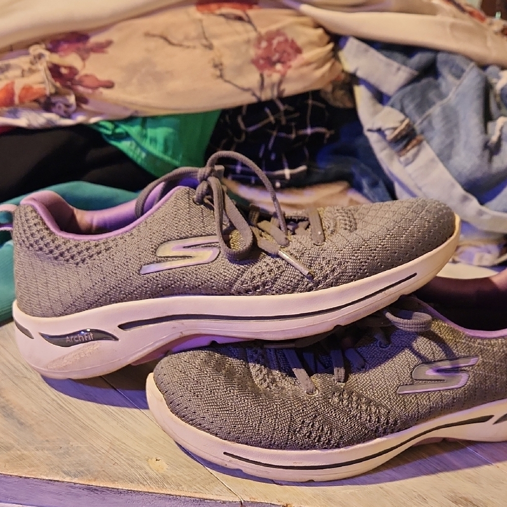 Skechers Women's Gray and Purple Athletic Shoes - Picture 3 of 5